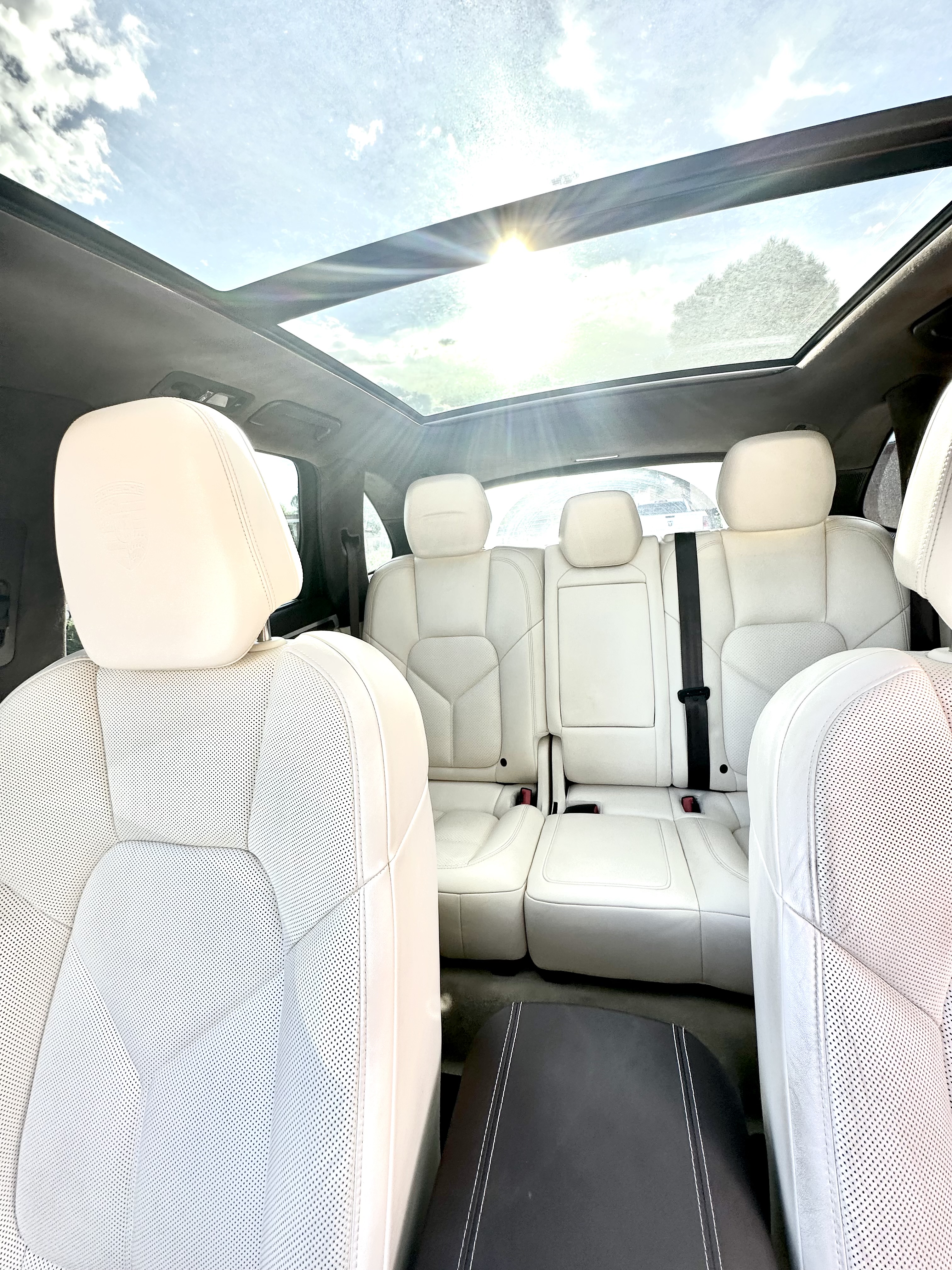 Used 2017 Porsche Cayenne AWD/4WD image 5