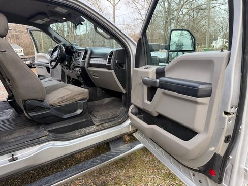 Used 2018 Ford F250 XLT image 6
