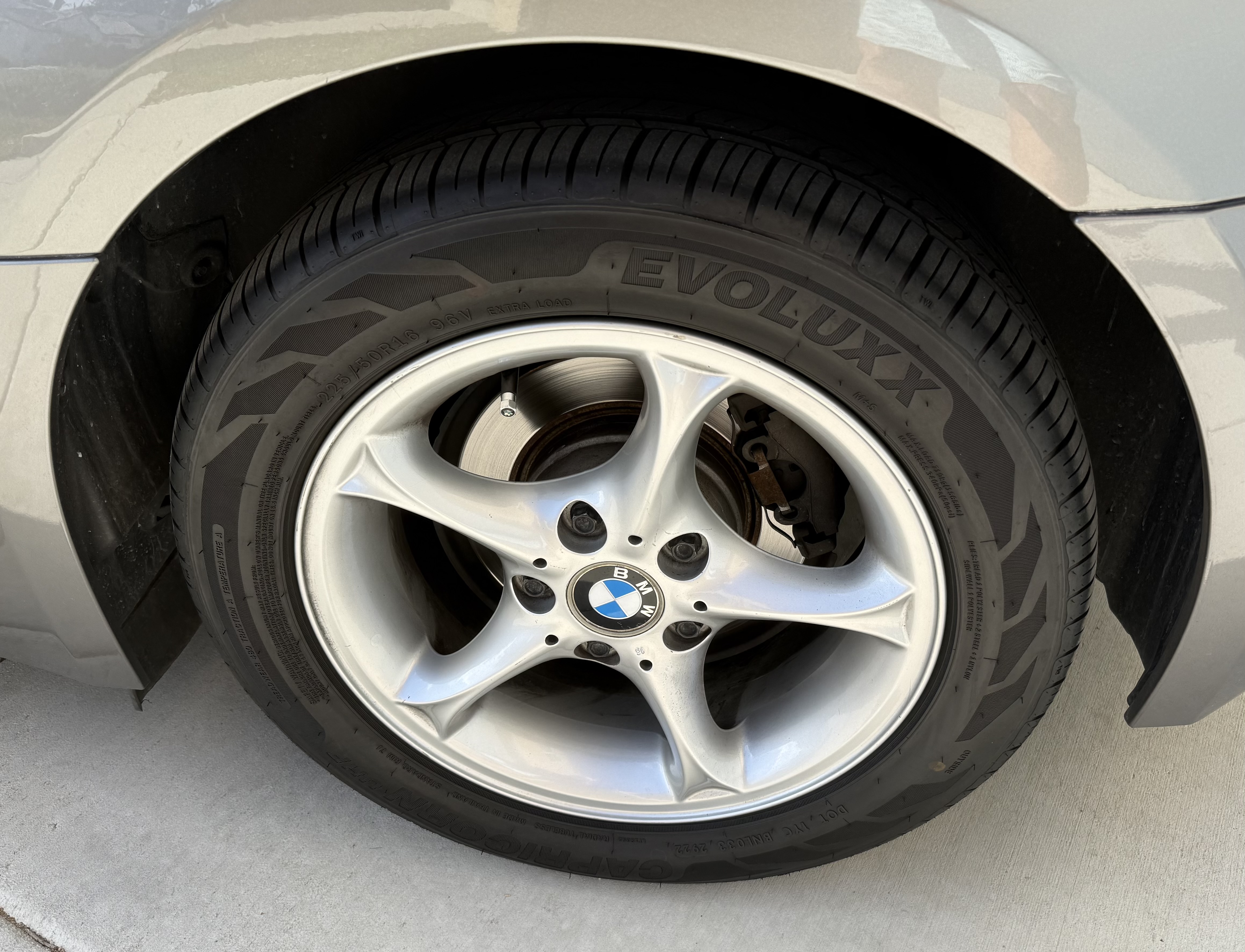 Used 2005 BMW Z4 2.5i RWD image 21