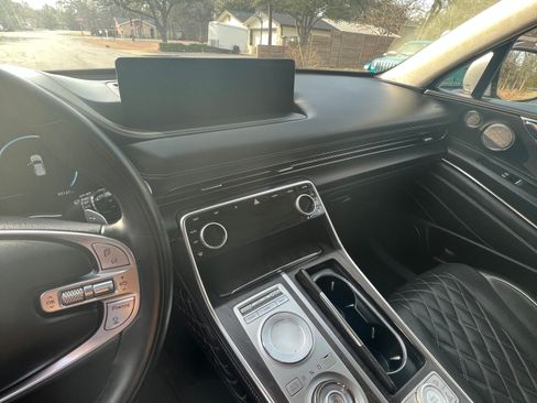 Used 2021 Genesis GV80 3.5T w/ Prestige Package 07 image 16