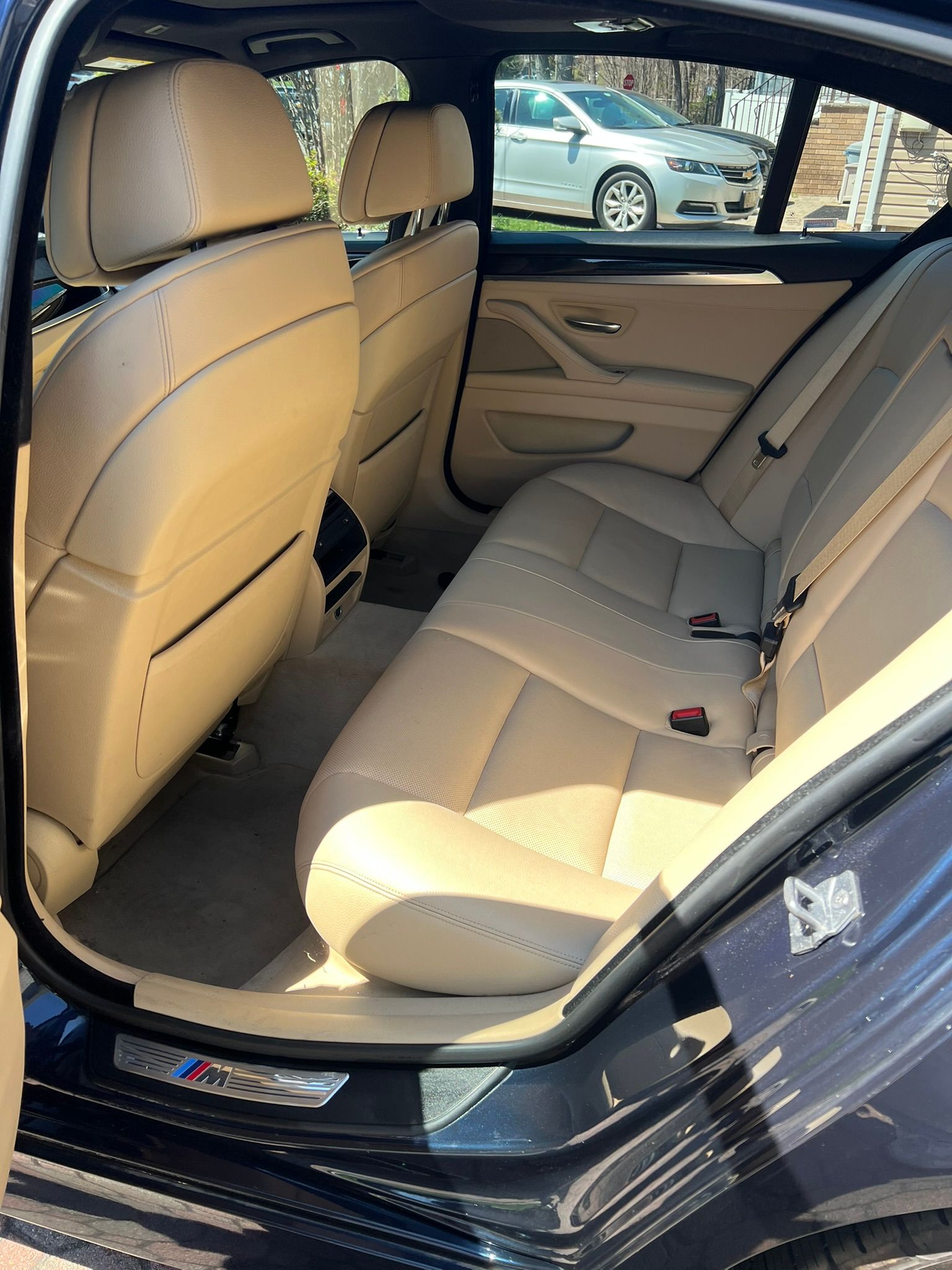 Used 2013 BMW 550i Sedan RWD image 17