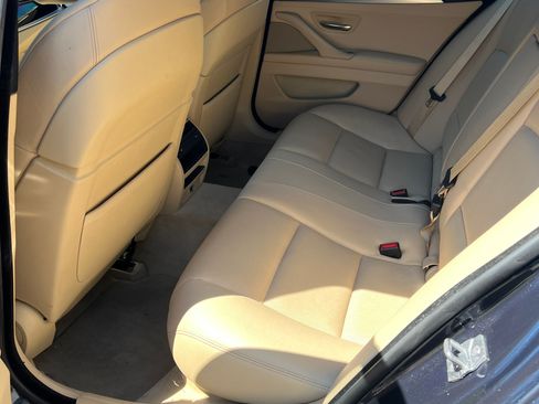 Used 2013 BMW 550i Sedan image 17