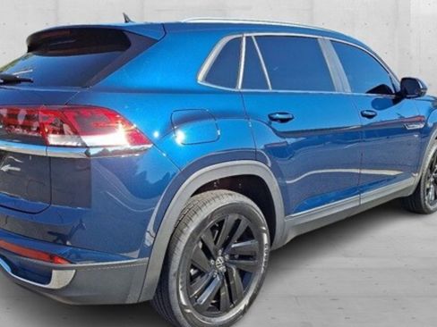 Used 2022 Volkswagen Atlas Cross Sport SEL R-Line image 4