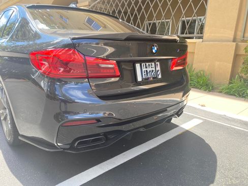 Used 2019 BMW M550i xDrive AWD/4WD image 8