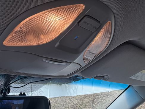 Used 2016 Hyundai Santa Fe Sport image 18