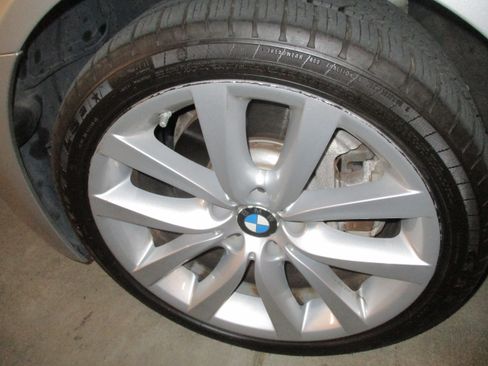 Used 2012 BMW 535i xDrive Sedan image 13
