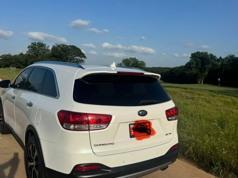 Used 2016 Kia Sorento EX w/ EX Touring Package AWD/4WD image 22
