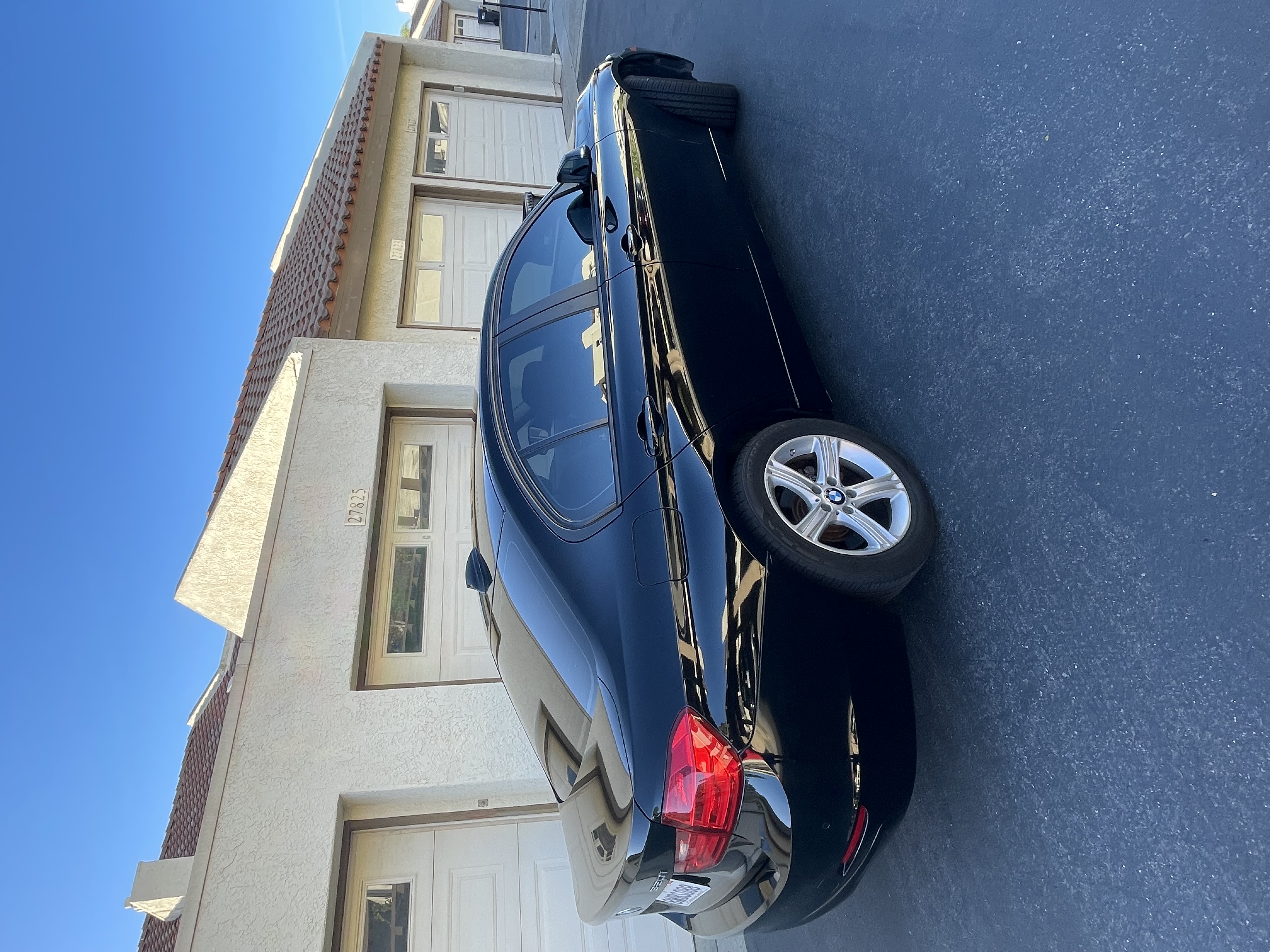 Used 2014 BMW 320i Sedan w/ Driver Assistance Package RWD image 4
