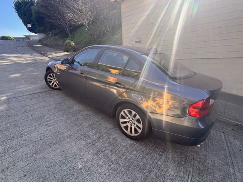 Used 2006 BMW 325i 325i Sedan 4D image 16