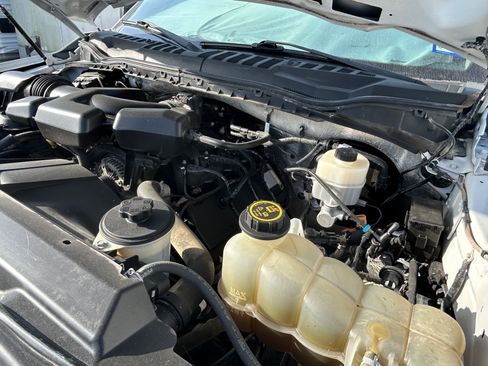 Used 2019 Ford F250 XL w/ Power Equipment Group AWD/4WD image 13