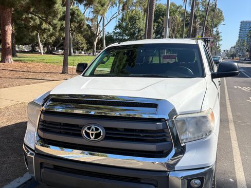 Used 2015 Toyota Tundra SR5 image 4