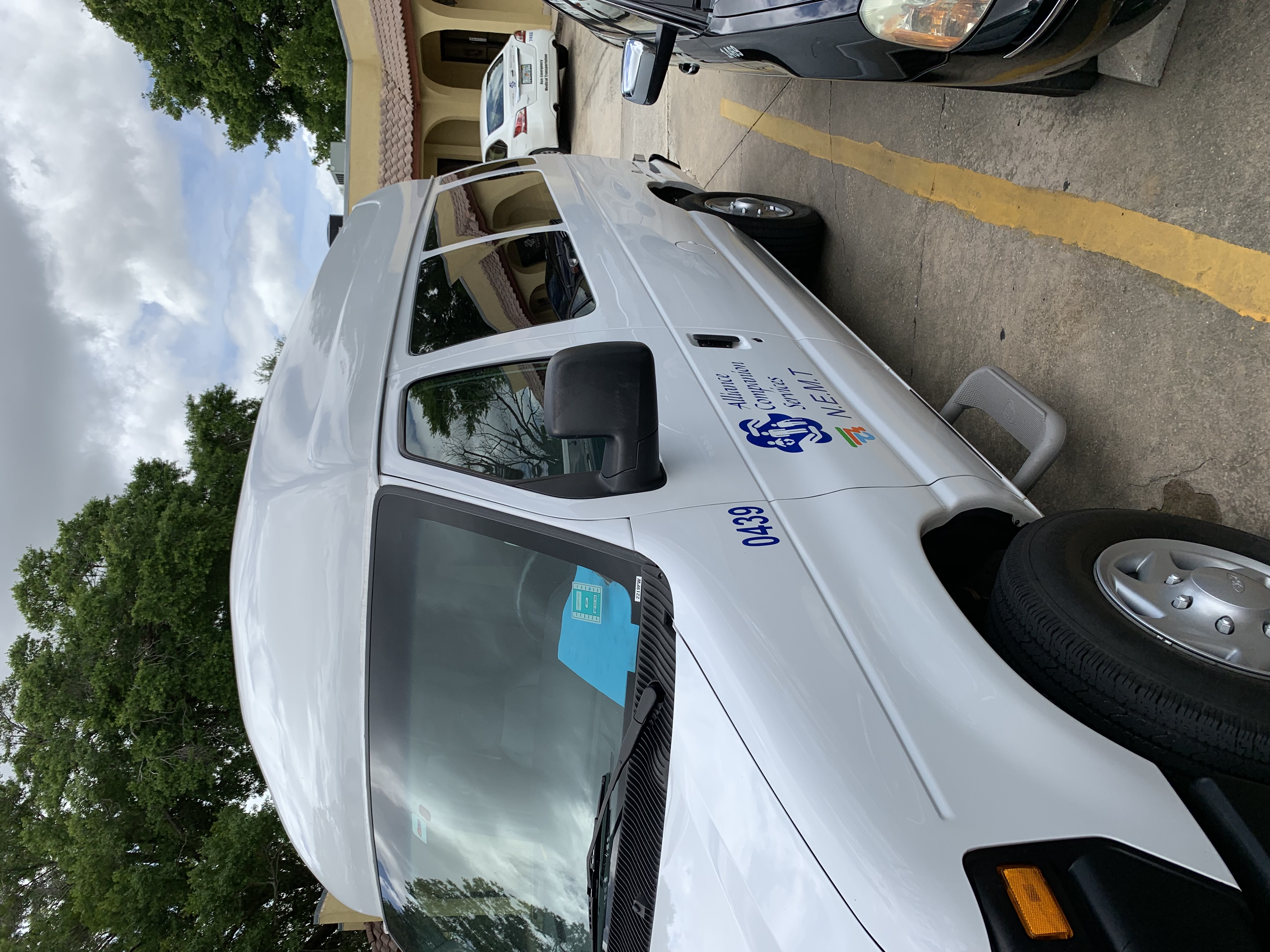 Used 2009 Ford E-250 and Econoline 250 Extended RWD image 14