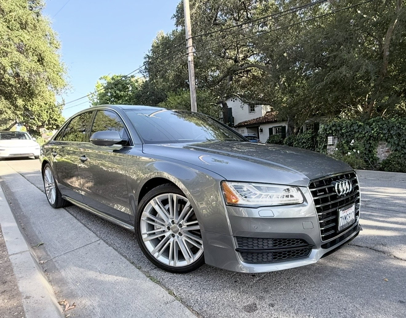 Used 2017 Audi A8 L 3.0T w/ Executive Package AWD/4WD image 4