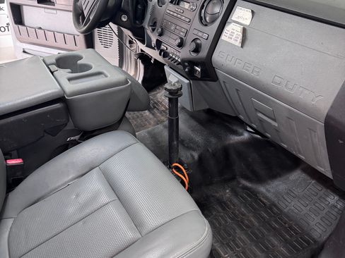 Used 2015 Ford F450 XL w/ Power Equipment Group image 20