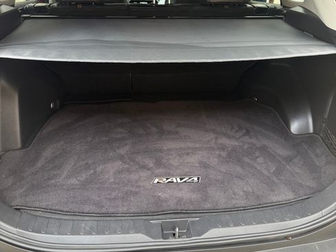 Used 2019 Toyota RAV4 Adventure AWD/4WD image 17