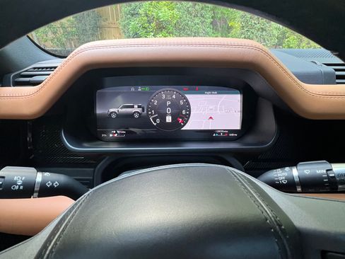 Used 2021 Land Rover Defender 110 X image 11