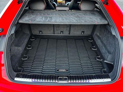 Used 2021 Lamborghini Urus image 29