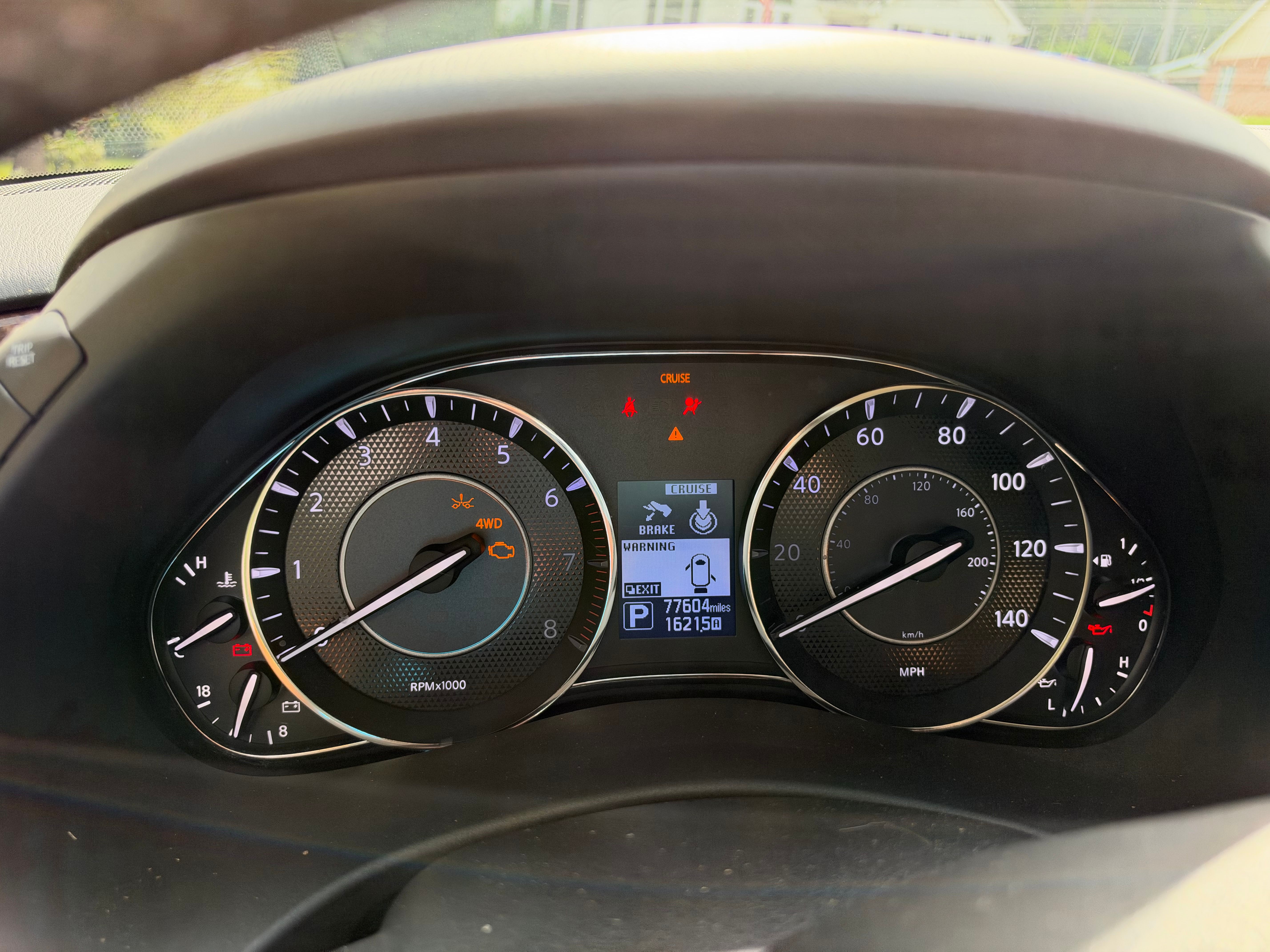 Used 2020 Nissan Armada SL w/ Premium Package AWD/4WD image 12