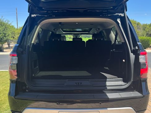 Used 2020 Ford Expedition Max Platinum AWD/4WD image 6