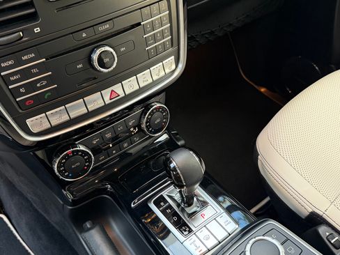 Used 2017 Mercedes-Benz G 550 image 19
