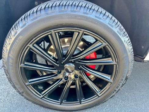 Used 2018 Chevrolet Tahoe Premier image 4