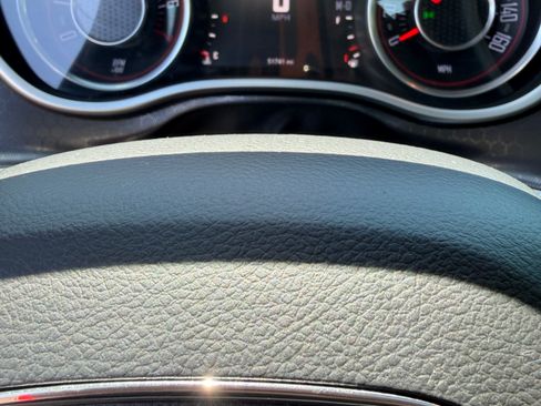 Used 2015 Dodge Challenger SXT Plus RWD image 10