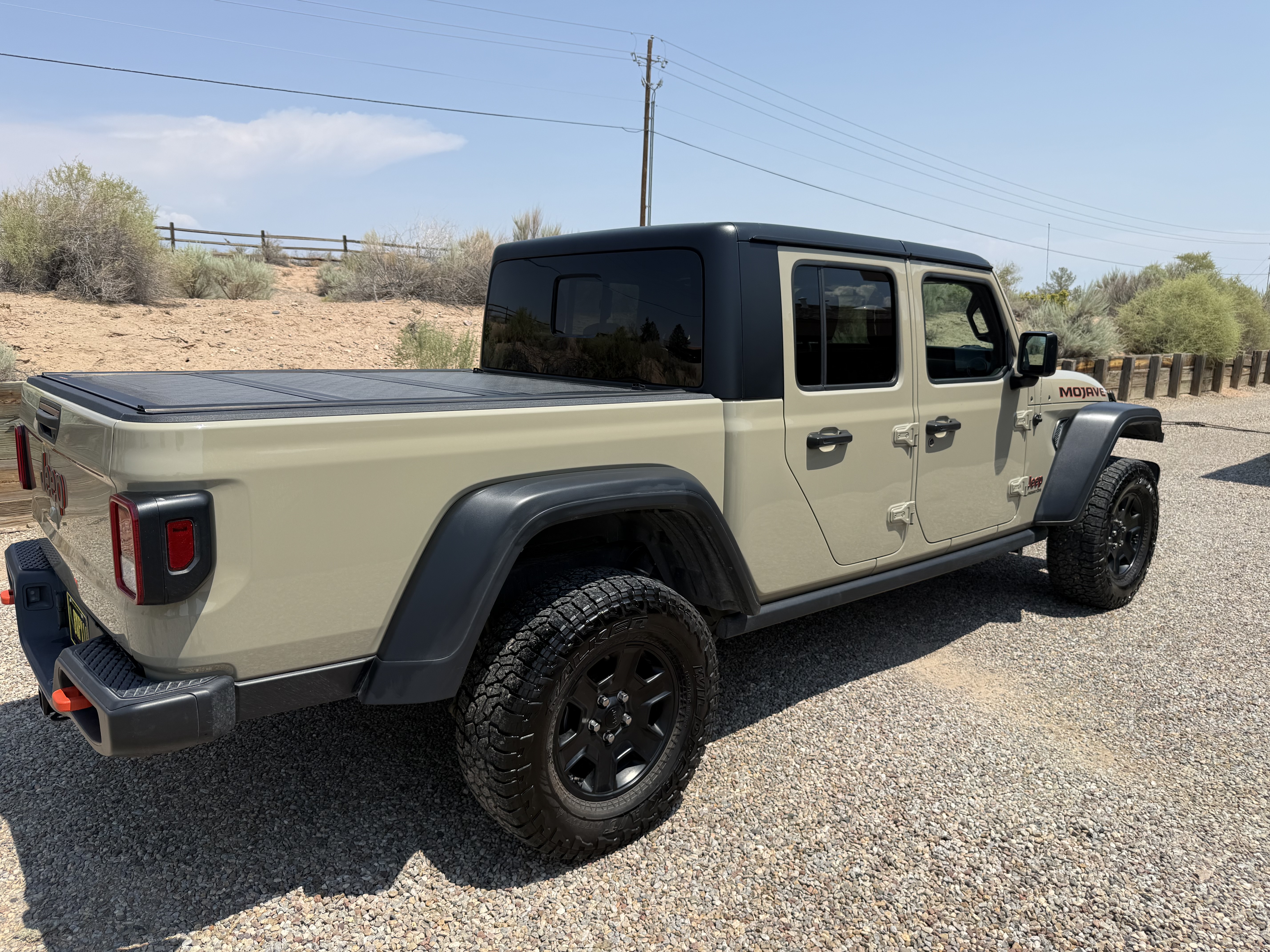 Used 2022 Jeep Gladiator Mojave w/ Trailer Tow Package AWD/4WD image 4