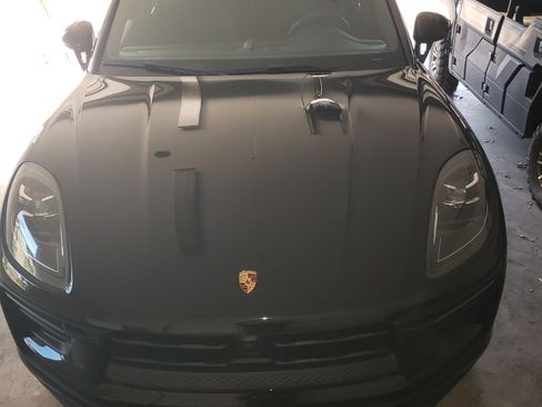 Used 2025 Porsche Macan image 6