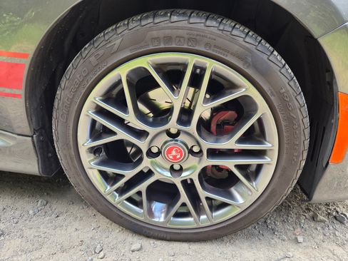 Used 2013 FIAT 500 Abarth FWD image 32