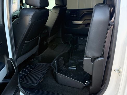 Used 2016 Chevrolet Silverado 2500 LTZ image 28