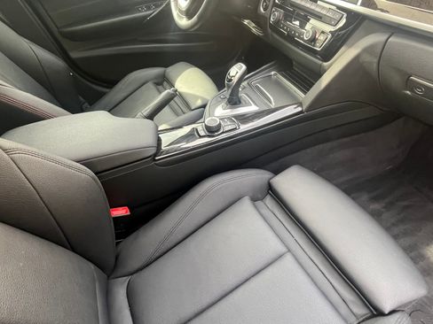 Used 2017 BMW 330i xDrive 330i xDrive Sedan 4D image 4