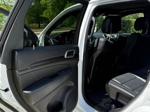 Used 2018 Jeep Grand Cherokee High Altitude image 10