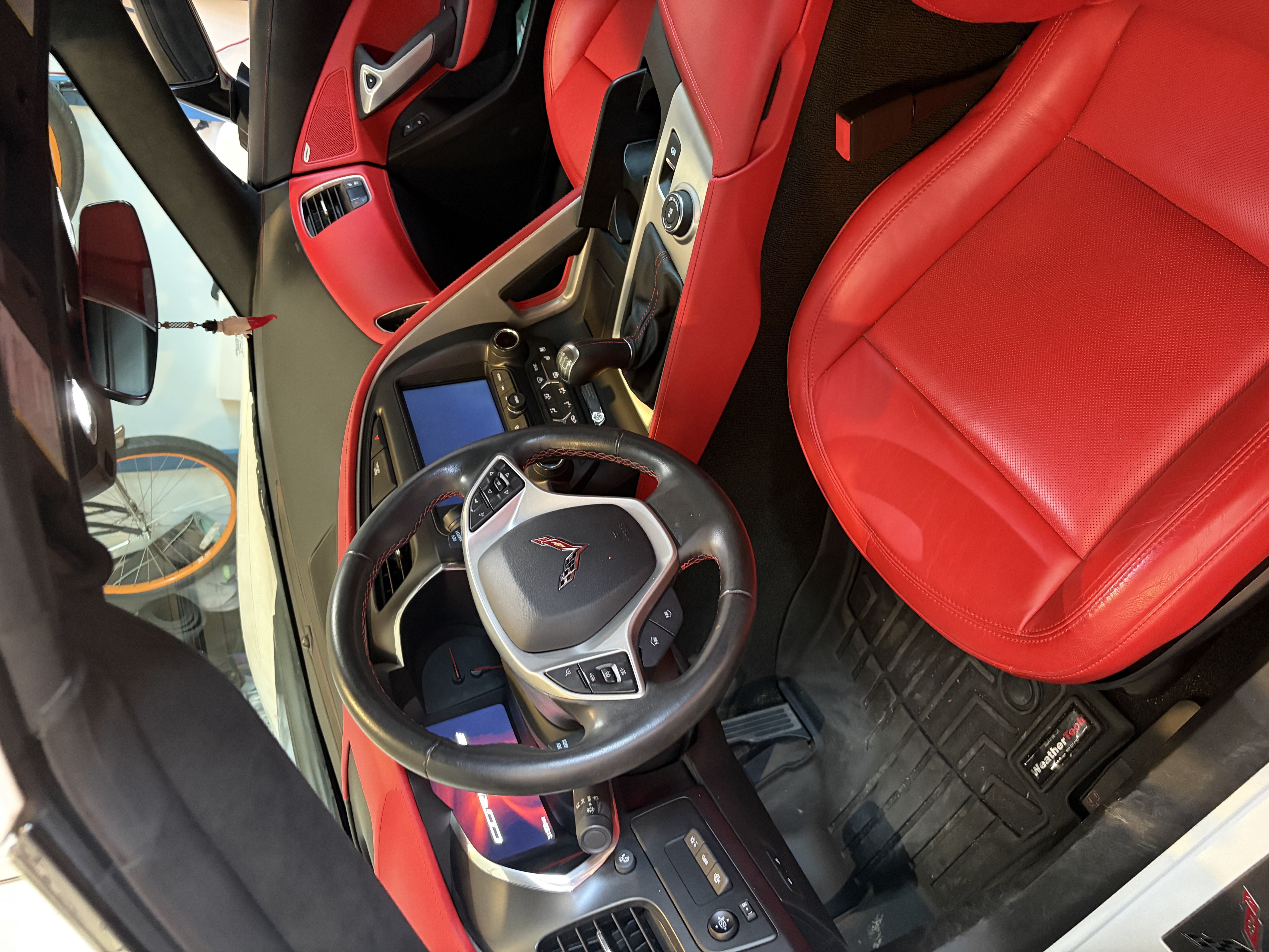 Used 2015 Chevrolet Corvette Stingray Coupe w/ 3LT Preferred Equipment Group RWD image 2