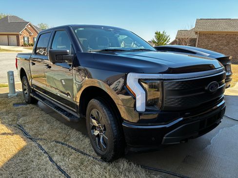 Used 2023 Ford F150 Lightning XLT w/ Equipment Group 312A High image 16