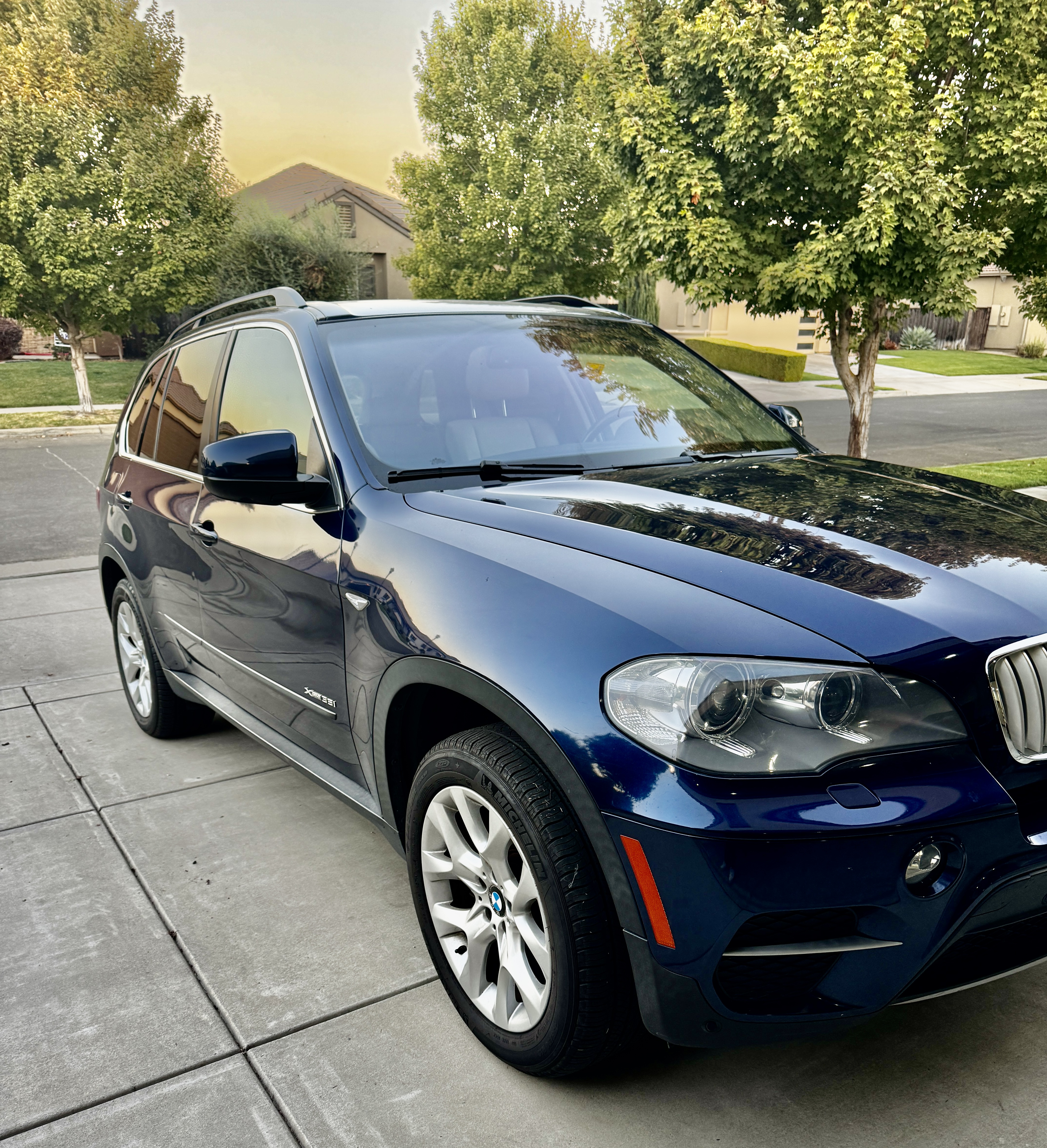 Used 2013 BMW X5 xDrive35i AWD/4WD image 1