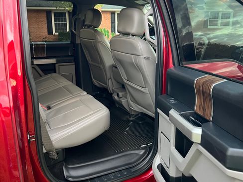 Used 2018 Ford F150 Lariat image 11