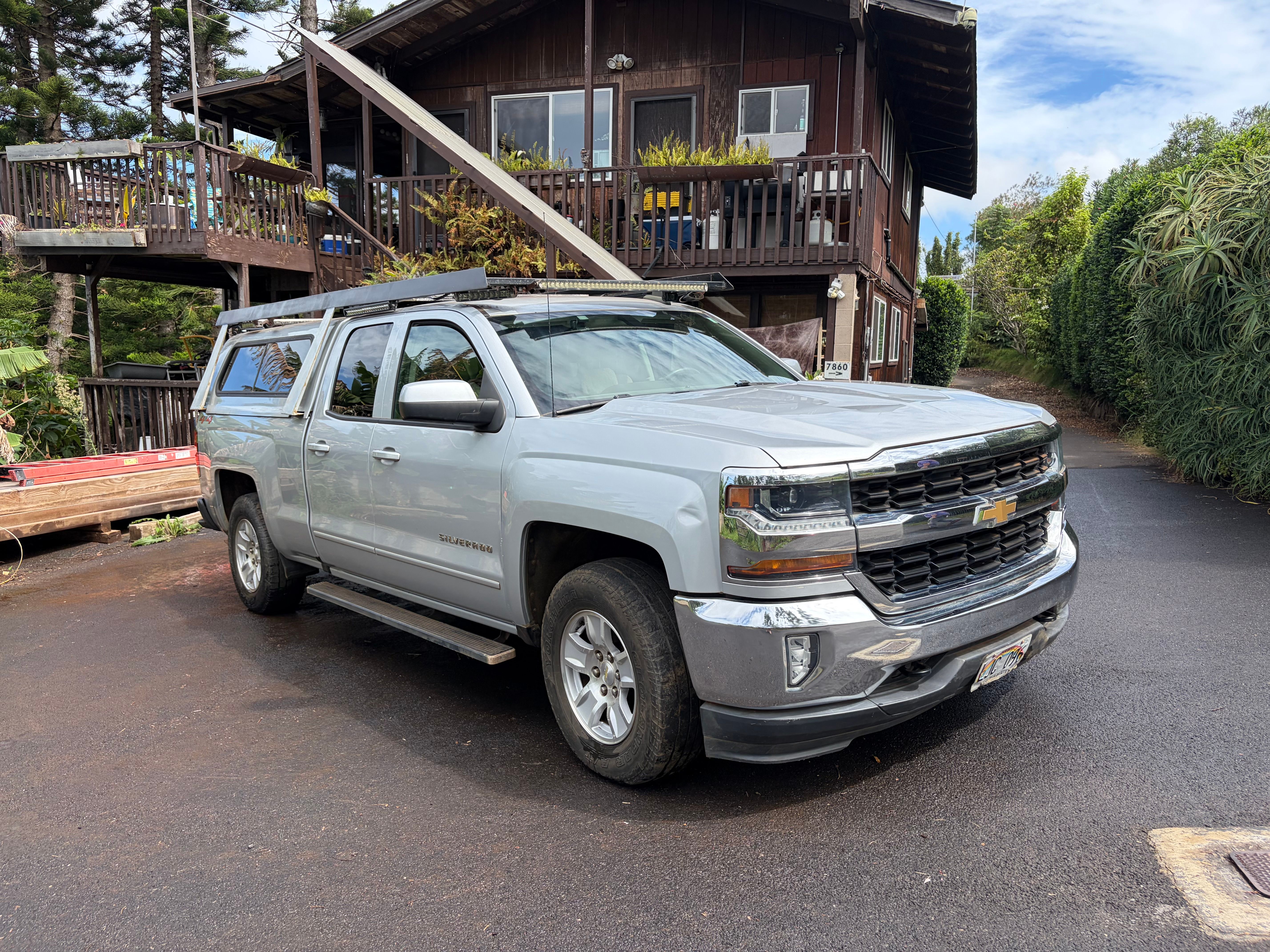 Used 2018 Chevrolet Silverado 1500 LT w/ All Star Edition AWD/4WD image 5