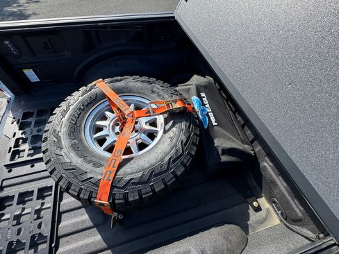 Used 2022 Ford F150 Raptor w/ Equipment Group 801A High AWD/4WD image 13