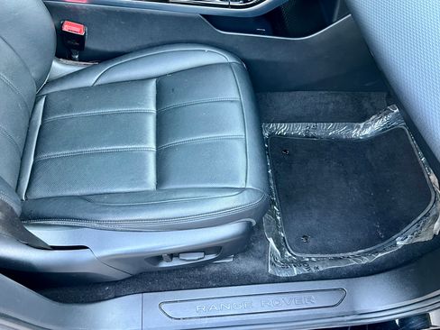 Used 2020 Land Rover Range Rover Evoque S image 20