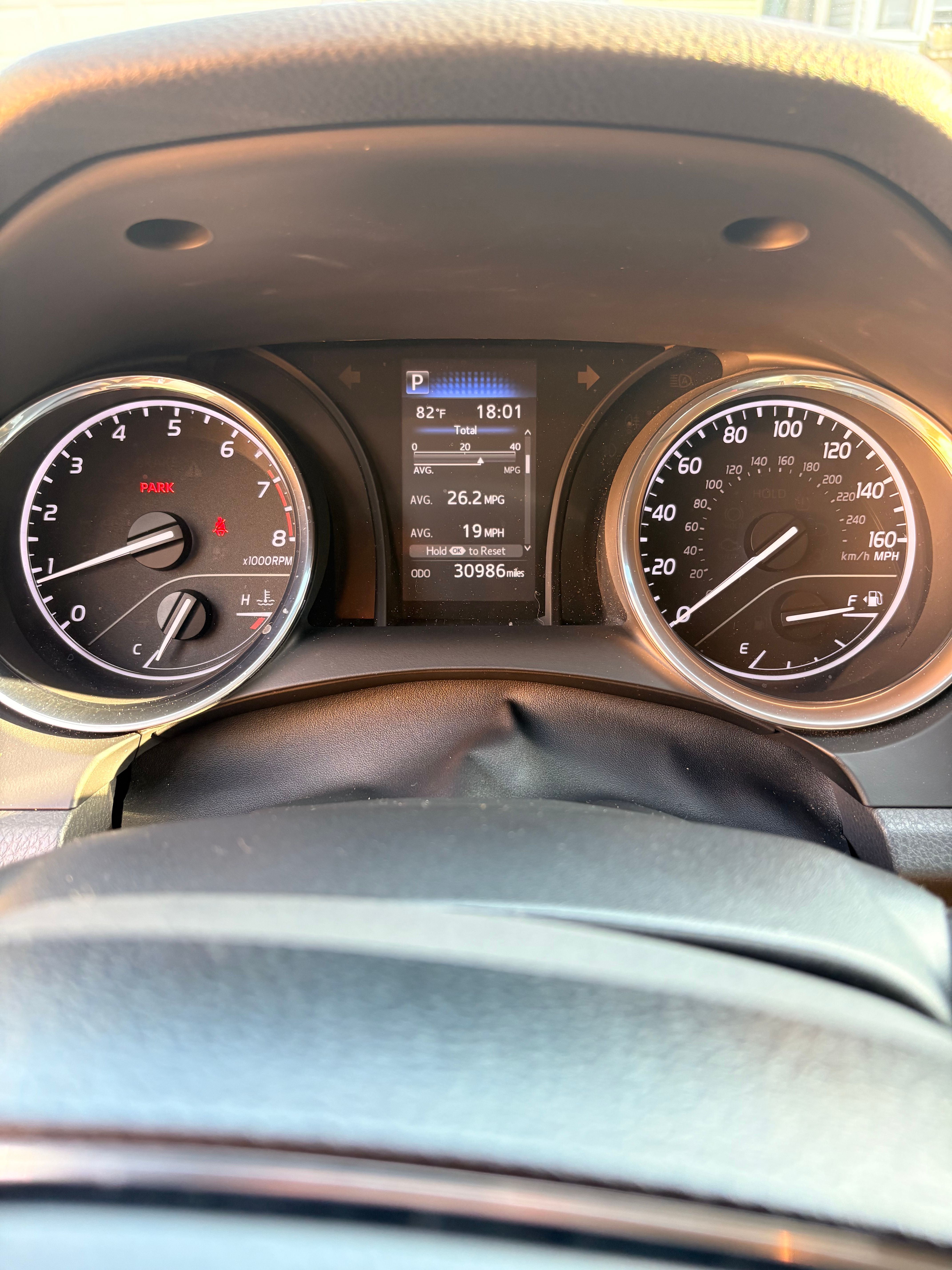 Used 2020 Toyota Camry LE FWD image 9
