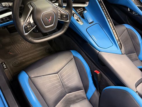 Used 2023 Chevrolet Corvette Stingray Premium Conv w/ Z51 Performance Package RWD image 12