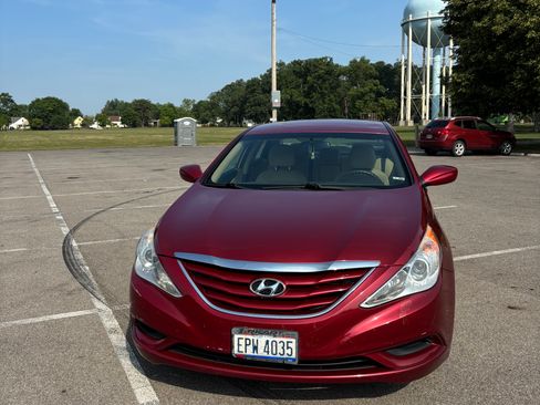Used 2012 Hyundai Sonata GLS FWD image 12