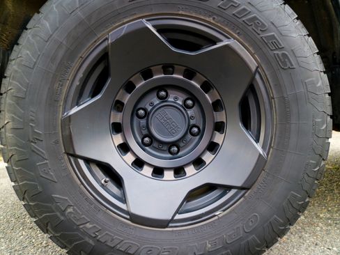 Used 2021 Toyota 4Runner Limited image 14