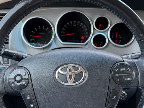 Used 2010 Toyota Sequoia Limited RWD image 4