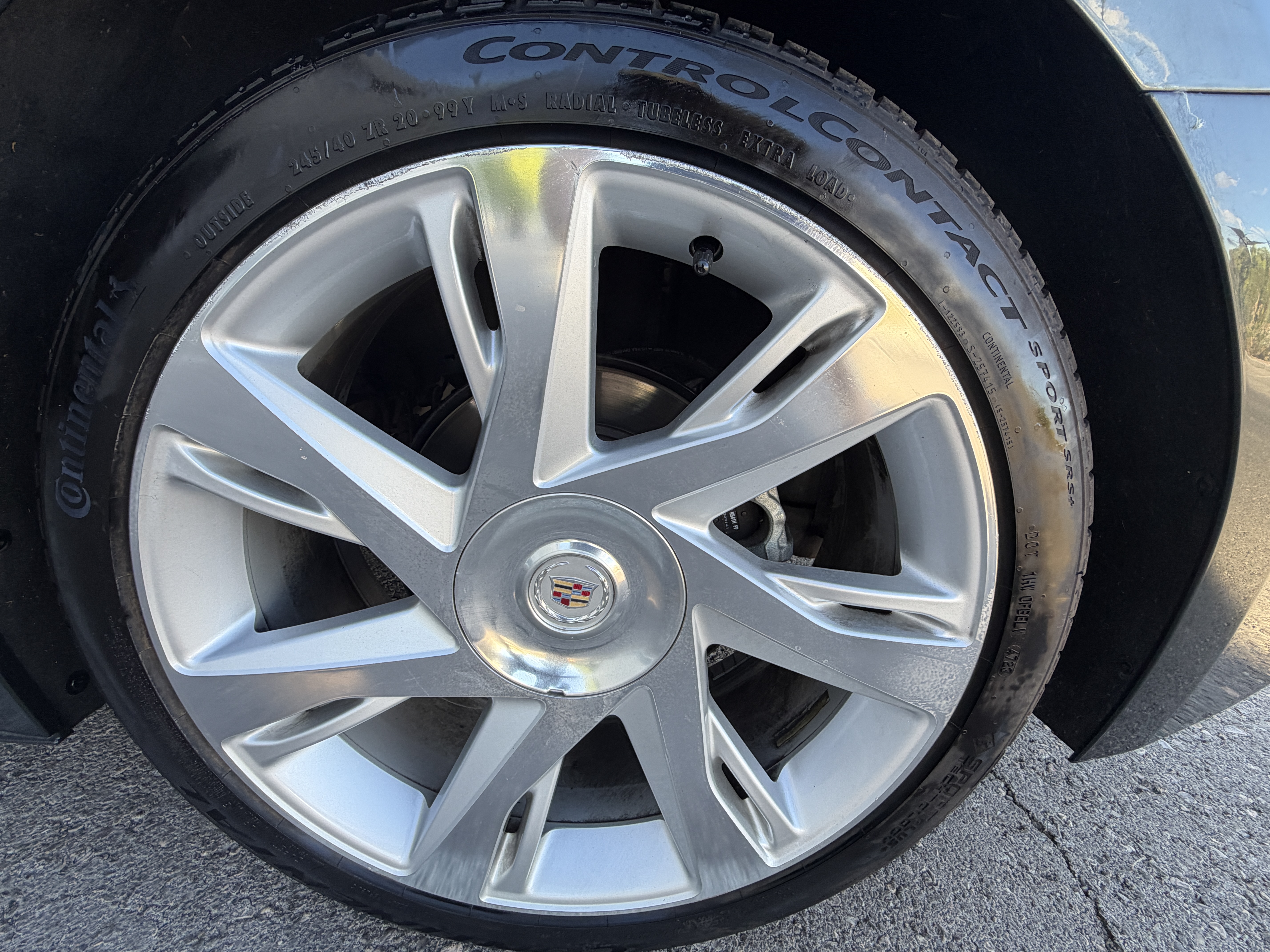Used 2014 Cadillac ELR FWD image 17