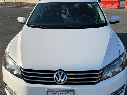 Used 2015 Volkswagen Passat 1.8T Limited Edition FWD image 5