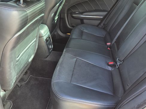 Used 2013 Dodge Charger R/T image 10