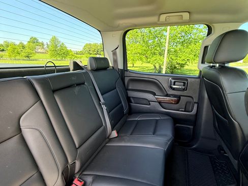 Used 2015 GMC Sierra 1500 SLT RWD image 16