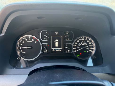 Used 2021 Toyota Tundra SR5 image 13