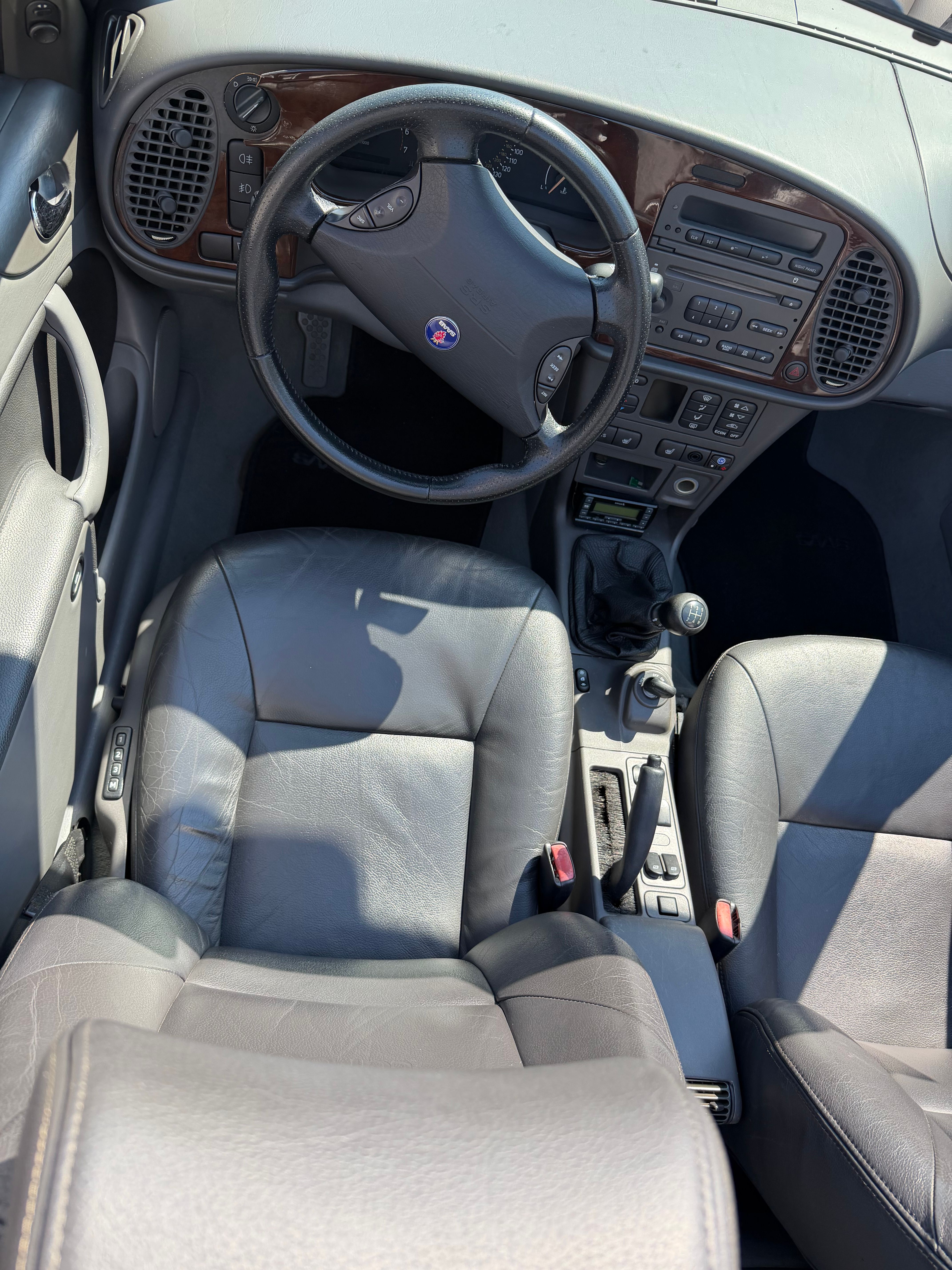Used 2002 Saab 9-3 SE FWD image 17